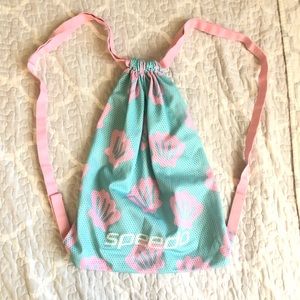🚫SOLD🚫 Speedo Seashell Drawstring Mesh Bag